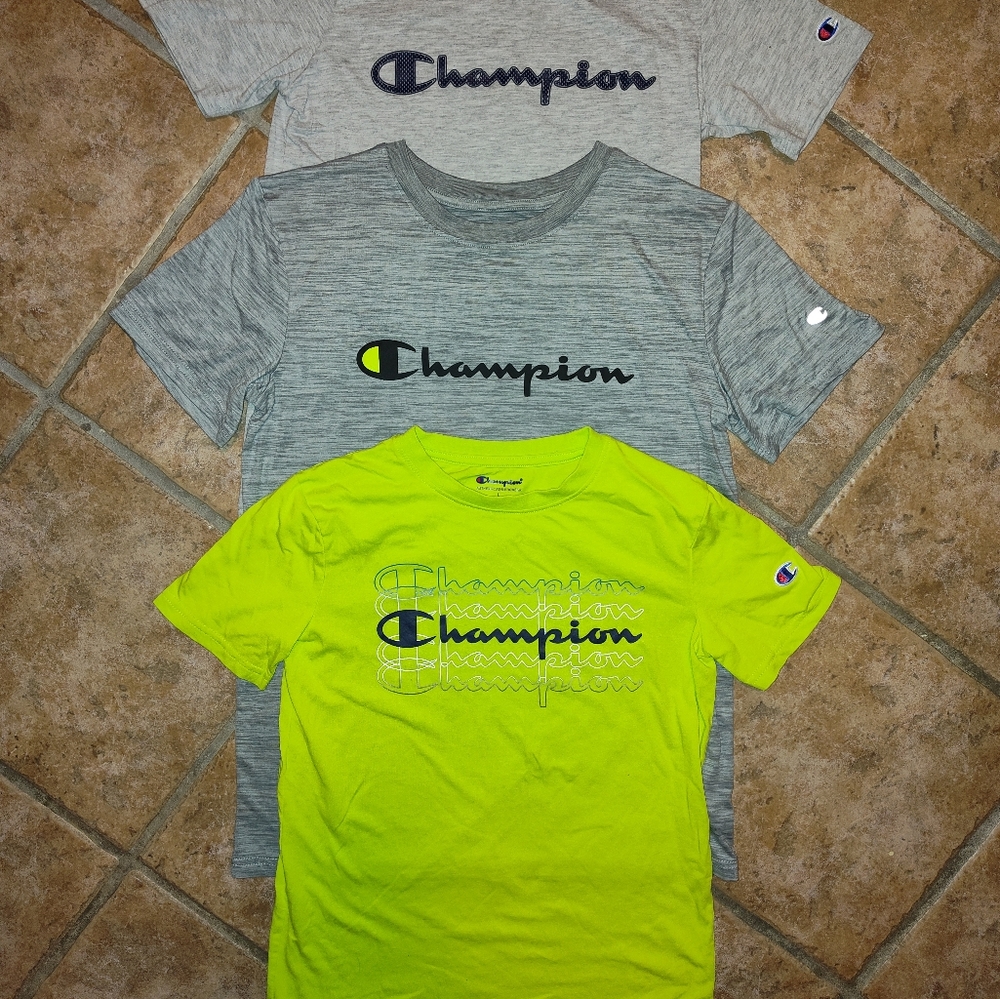 Boys L Champion T-Shirt Bundle
